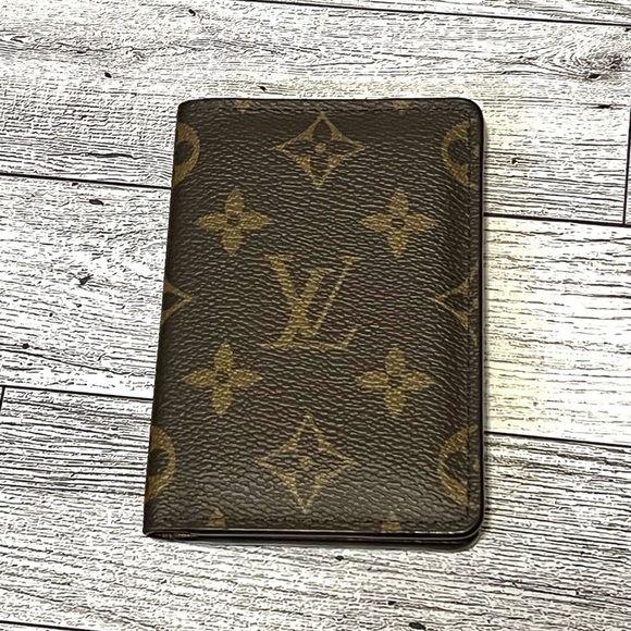 Louis Vuitton Classic Monogram Unisex Small Pocket Organizer Wallet - Picture 3 of 12